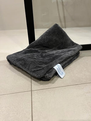 De CLEANDELUXE® Drytowel 40x60cm - "Zeg vaarwel tegen de douchewisser".